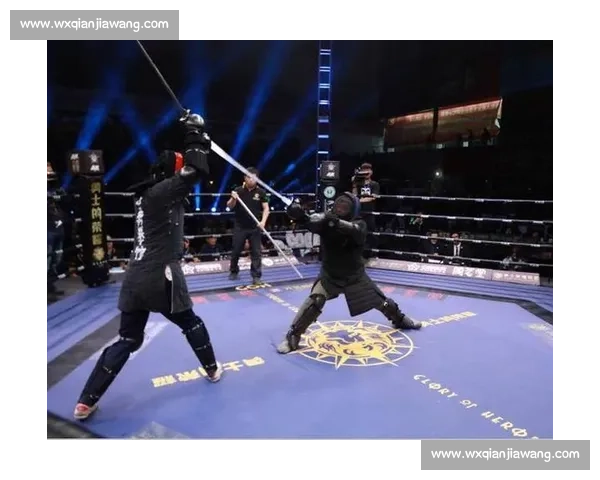 恩里克科尔对决一龙揭开中外搏击巅峰之战新篇章谁将主宰擂台荣耀