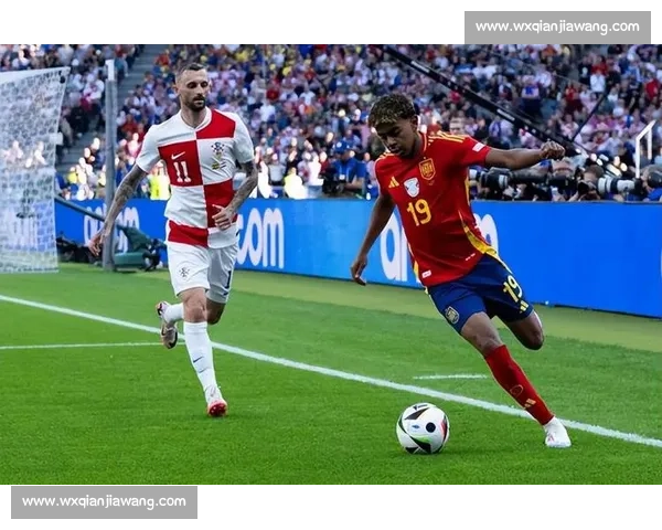 聚焦西班牙对阵意大利比赛时间安排引发球迷关注与欧洲足坛格局变化